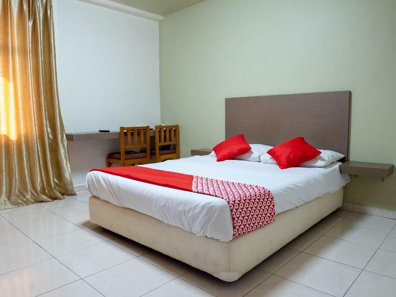 Oyo 434 Marbella Hotel Johor Bahru Esterno foto