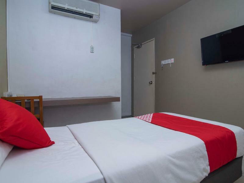 Oyo 434 Marbella Hotel Johor Bahru Esterno foto