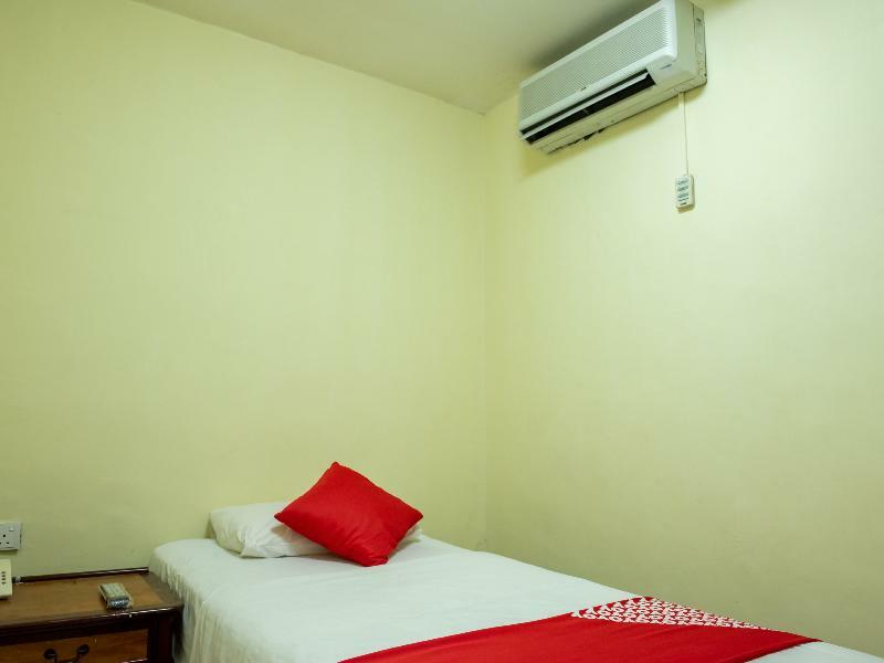 Oyo 434 Marbella Hotel Johor Bahru Esterno foto