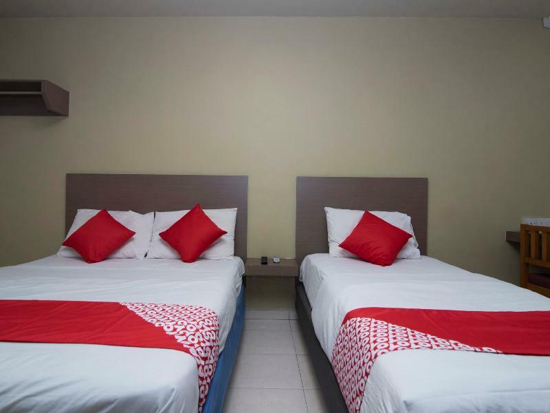 Oyo 434 Marbella Hotel Johor Bahru Esterno foto
